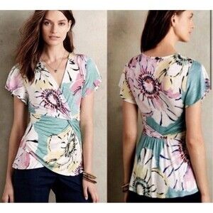 Anthropologie Deletta Azores flutter knit floral top Twisted Faux Wrap Size XS
